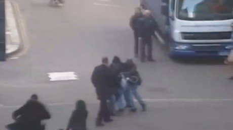 Fuga frustrada: Tres héroes urbanos reducen a un ladrón de joyas en Inglaterra