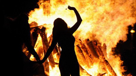 Un tribunal permite morir a una mujer que se niega a vivir "vieja" y "fea"