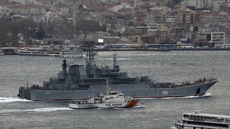 Medios turcos alientan la rusofobia creando pánico en la población por despliegue de fuerzas rusas