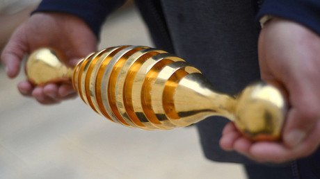 Un usuario de Facebook resuelve el enigma del artefacto de oro que desconcertó a los arqueólogos