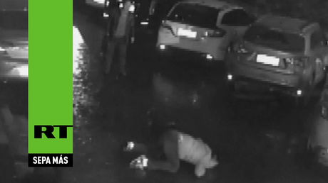 Intento fallido: un joven trata de atrapar a una mujer que caía de un piso 11 