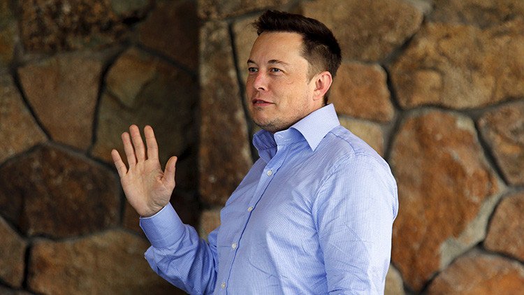 Elon Musk: "Es un secreto a voces que Apple está creando un coche eléctrico"