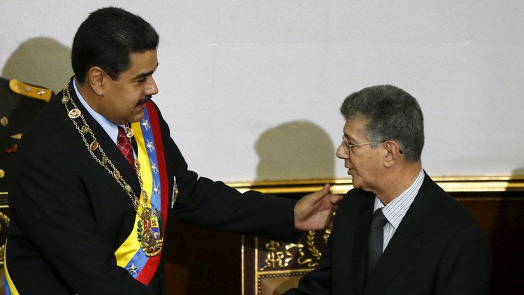 Nicolás Maduro: "Tendrán que derrocarme para aprobar una ley de privatización"