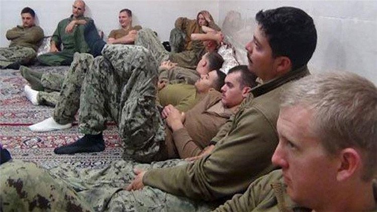 Comandante iraní: "Los marineros estadounidenses estaban llorando cuando los detuvimos"