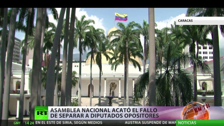 La  Asamblea Nacional de Venezuela acata la decisión de  desincorporar a tres diputados opositores