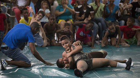 Un niño mexicano inventa un dispositivo para proteger a los niños que sufren de abusos