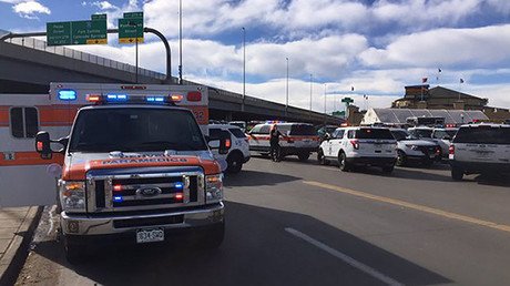 EE.UU.: Al menos un muerto y varios heridos en ataque con pistolas y cuchillos en desfile de motos