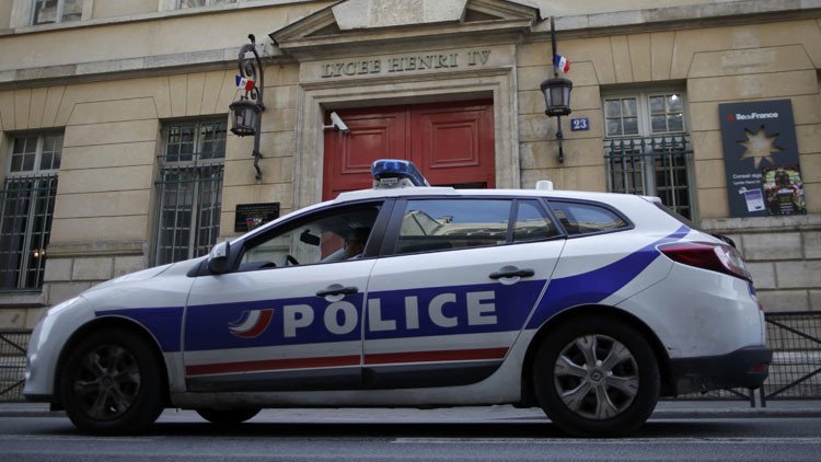 París: Evacuan tres escuelas por amenazas