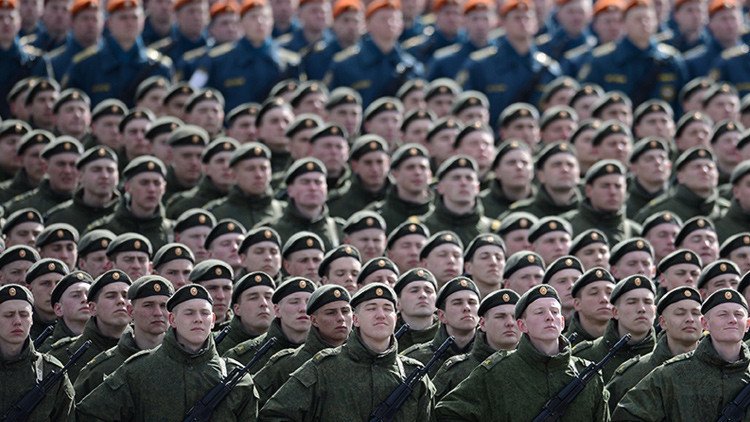 Explican por qué el Ejército de EE.UU. no podrá vencer a Rusia ni a China