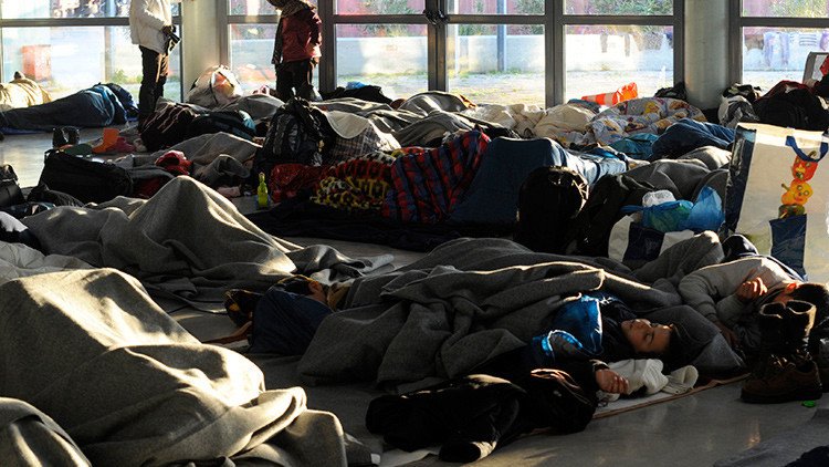 Diputado francés sobre la llegada de refugiados: "Nos espera una catástrofe"