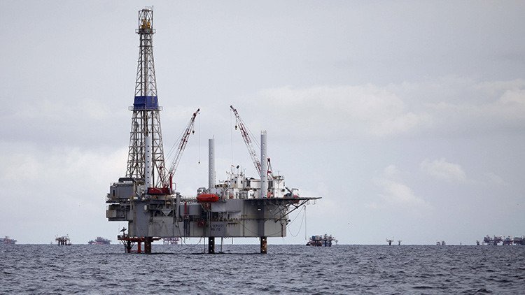 ¿Cómo sobreviven los gigantes petroleros en tiempos de crisis?