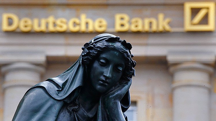 Deutsche Bank, ¿un Titanic directo contra su iceberg?