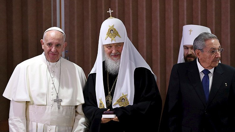 El papa Francisco revela los detalles de su reunión con el patriarca ruso Kiril