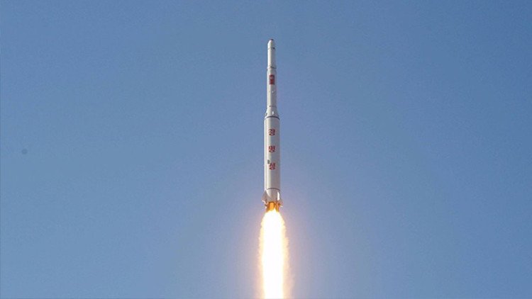 Corea del Norte crea una nueva unidad militar para desplegar misiles balísticos 