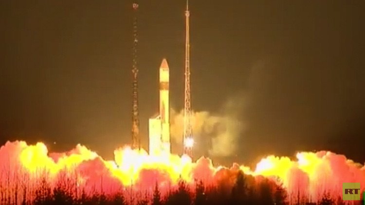 Rusia lanza un cohete portador Rokot con un satélite europeo Sentinel-3A a bordo