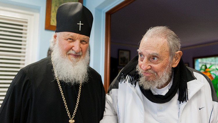 Patriarca Kiril: Fidel Castro es una "persona muy fuerte"