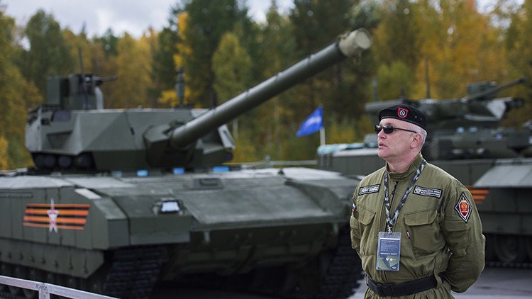 En Rusia prueban un nuevo tanque 'invisible' Armata