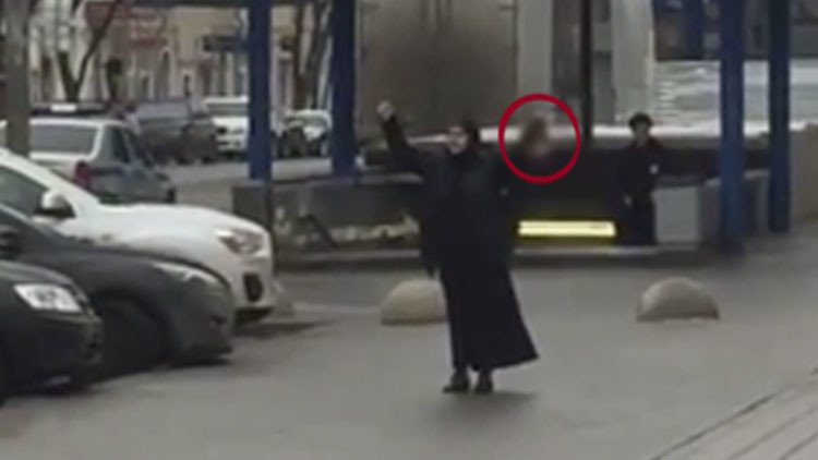 "Soy una terrorista": Testigo relata cómo la homicida paseó por Moscú la cabeza cortada de la niña