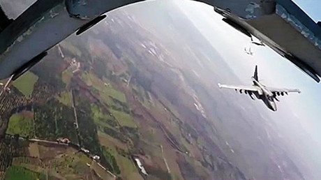 Ni un paso atrás: Rusia ataca más de 1.350 objetivos del EI en ocho provincias de Siria (Video)