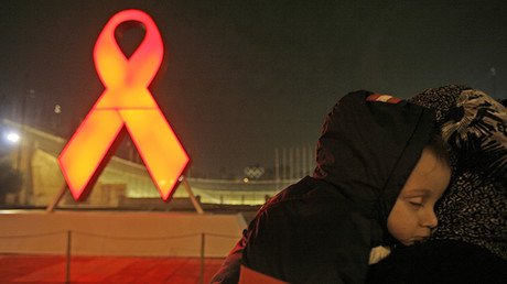 "El comienzo de una nueva era": Inventan un medicamento que elimina el VIH en células infectadas