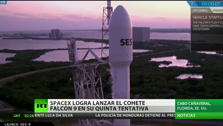 SpaceX lanza un cohete Falcon y pone en órbita un satélite de comunicaciones