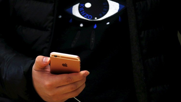 Usuarios de iPhone reciben correos electrónicos fantasma 'enviados' hace medio siglo