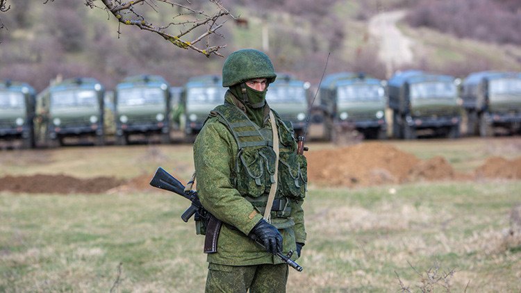 Rusia lanza en Crimea amplios ensayos militares de un regimiento de misiles antiaéreos