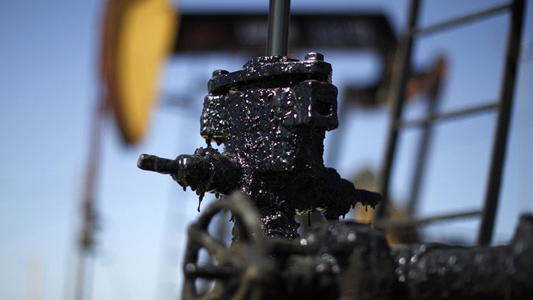 Sin control: Arabia Saudita reduce su presencia en los mercados más importantes de petróleo