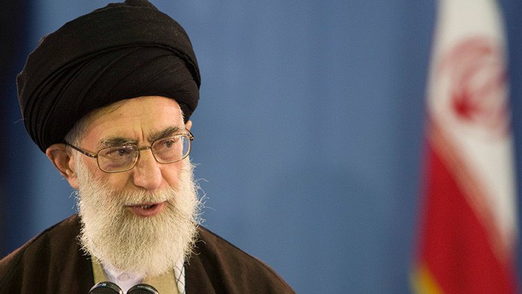 Líder súpremo de Irán: "Son tiempos tanto de misiles como de negociaciones"