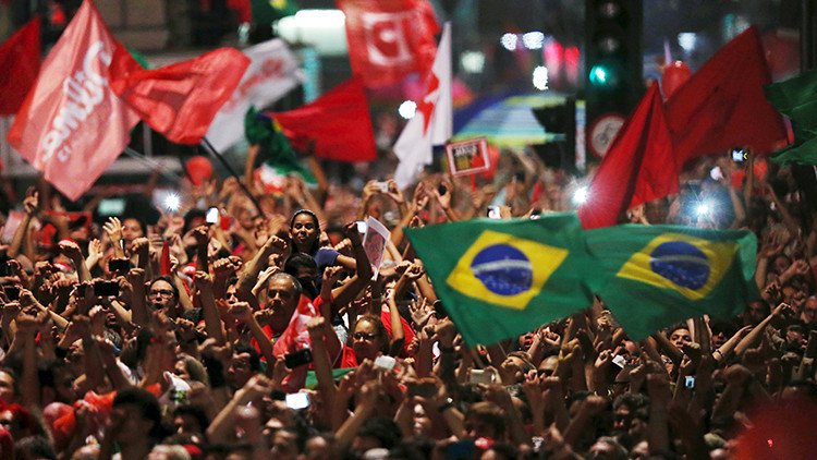 Las protestas en Brasil no cesan: ¿Qué preocupa de verdad a la gente y qué intereses ocultos hay? 