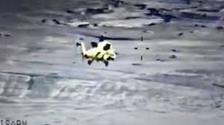 Video: Un helicóptero iraquí arrasa posiciones del Estado Islámico