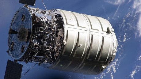 ¿Es realmente una buena idea? La NASA planea provocar un 'gran incendio' en el espacio (Video)