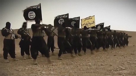 ¿Crucificó el Estado Islámico a un sacerdote católico este Viernes Santo?