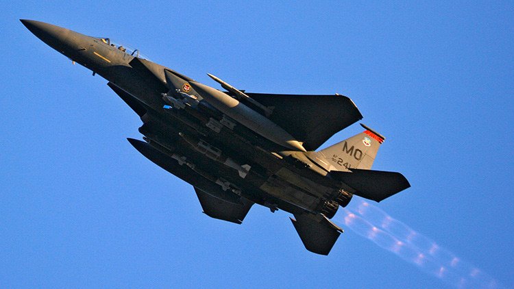 EE.UU. despliega cazas F-15 en Islandia y los Países Bajos