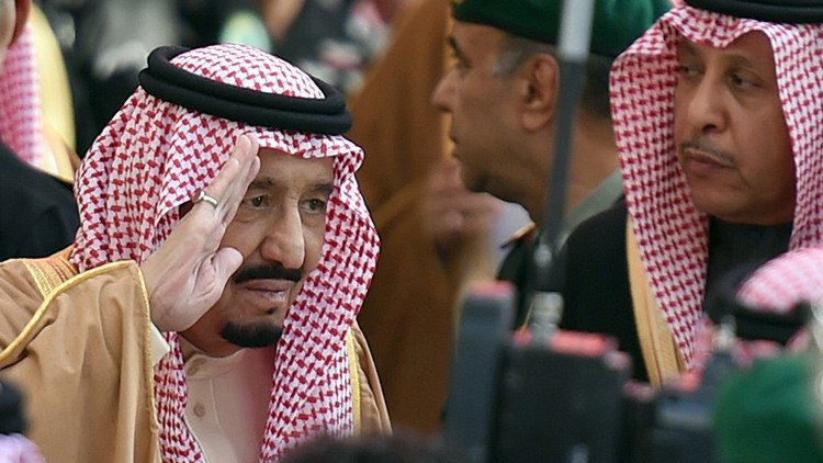 ¿Primavera árabe saudita?: Cómo la realeza "se tambalea al borde del colapso"