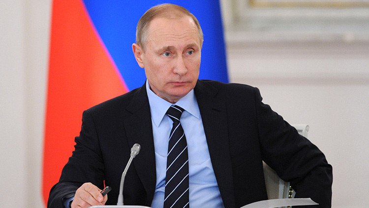 Putin exhorta a otros países a adherirse al tratado que prohíbe las pruebas nucleares