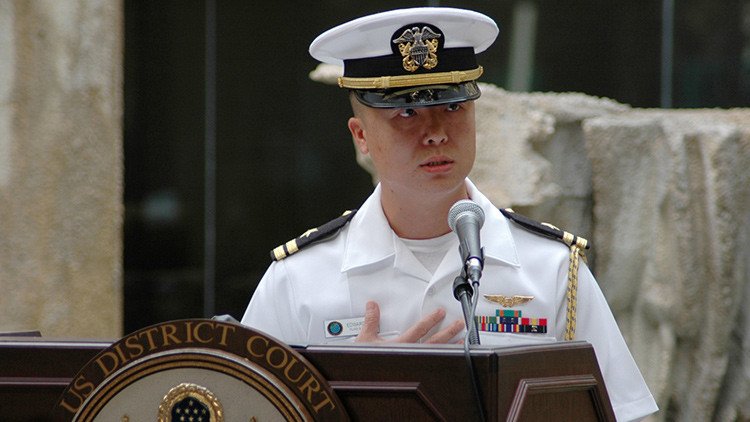 Inmigrante no tan ideal: ¿qué secretos contó a China el oficial de la Marina de EE.UU. Edward Lin? 
