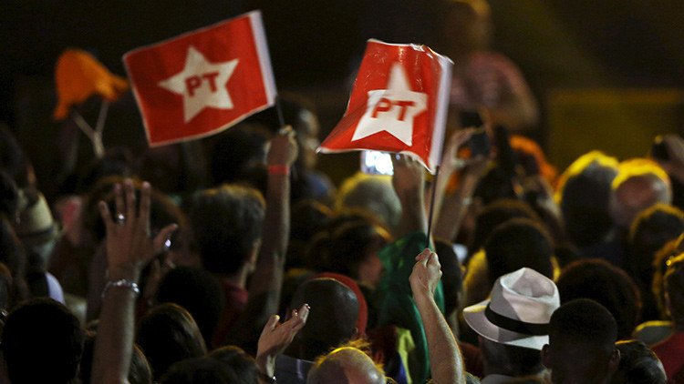 "El golpe no pasa": seguidores de Dilma Rousseff se manifestaron en las calles de todo Brasil