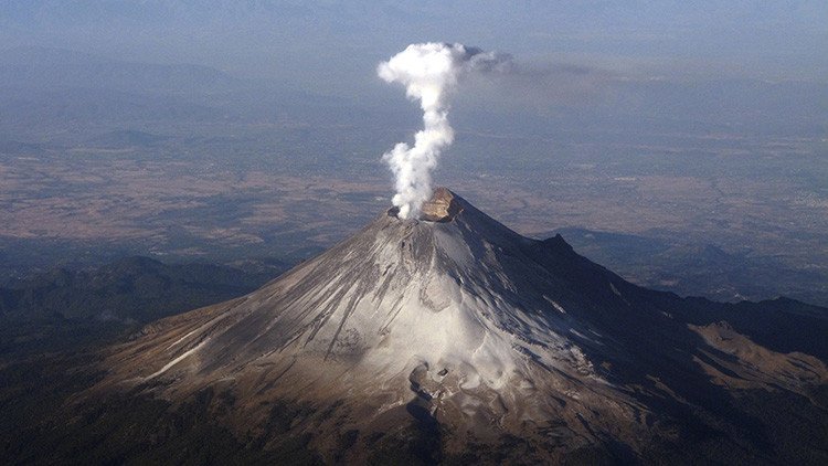 México enciende las alarmas por el incremento de la actividad del volcán Popocatépetl