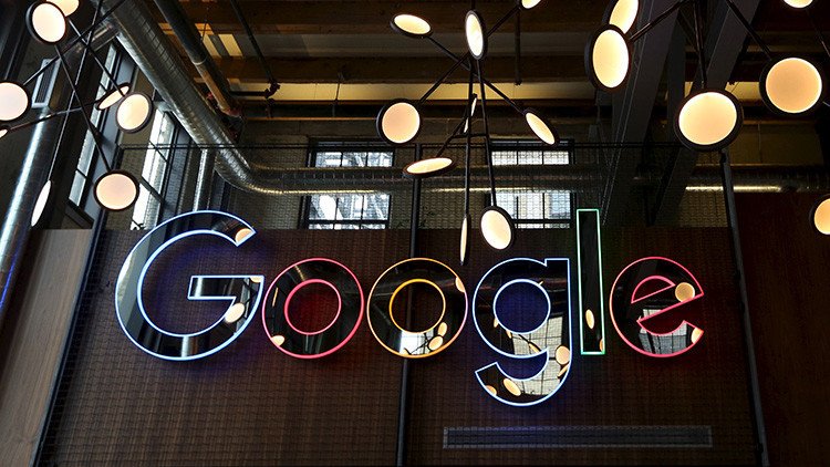 Google etiqueta a Google.com como un sitio web peligroso