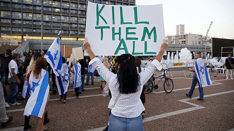 "Mátalos a todos": Miles de israelíes, a favor de un soldado que ejecutó a un palestino (video)