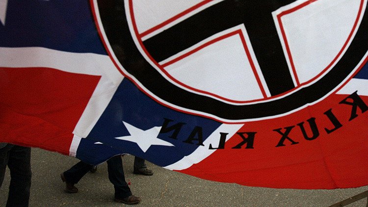 EE.UU.: Muere el líder del Ku Klux Klan en Georgia tras un enfrentamiento de 8 horas con la policía