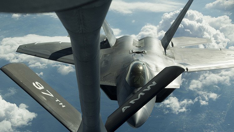 ¿Perdió su 'ventaja tecnológica" ante Rusia y China?: EE.UU. planea reanudar la producción del F-22