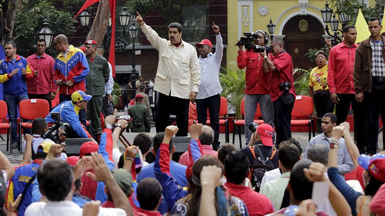 La Justicia venezolana impide que la oposición recorte el mandato de Maduro