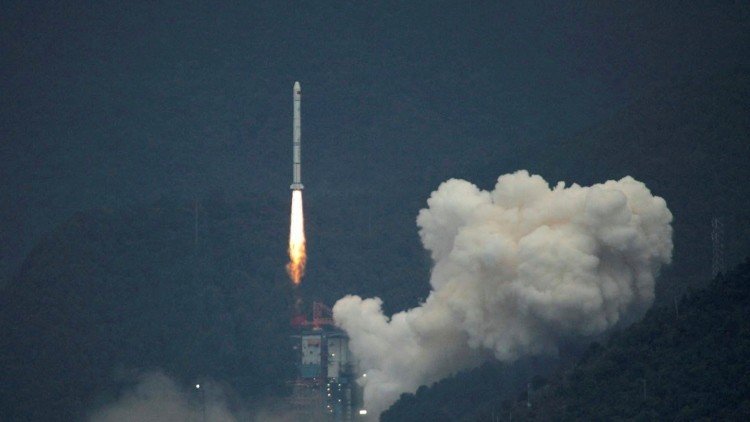 Un cohete sonda chino asciende a una altura récord (video)