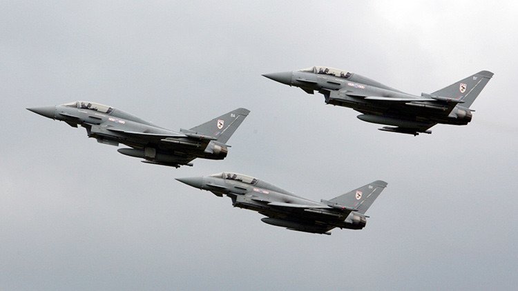 ¿Quién amenaza a quién? Aviones Typhoon británicos sobrevolarán una región fronteriza con Rusia