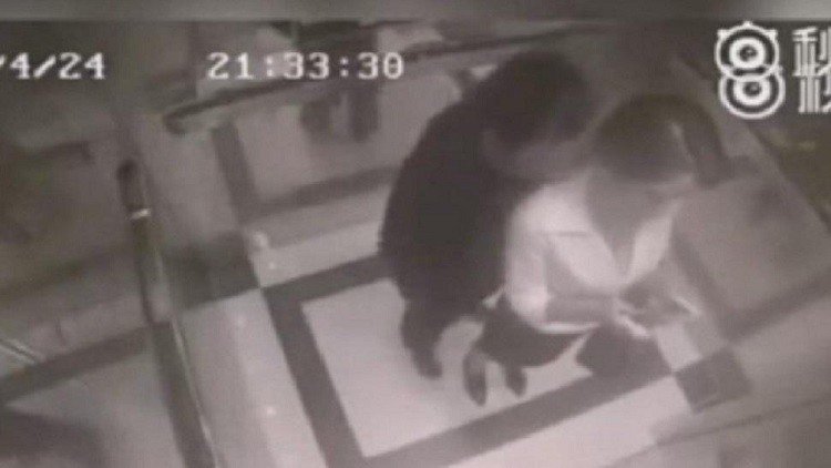 Video viral: Quiso propasarse con una chica en un ascensor y recibió su merecido
