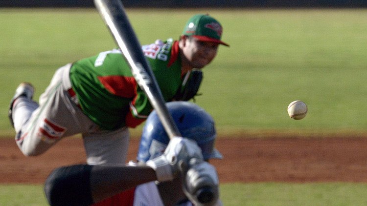 México: muere un jugador de béisbol al ser alcanzado por una bala perdida