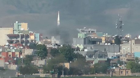 El Ejército turco dispara contra periodistas que graban el operativo antikurdo