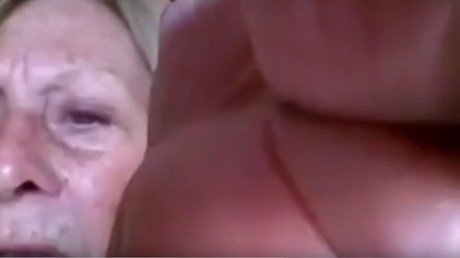 El enternecedor intento de cuatro abuelas por sacarse un selfie